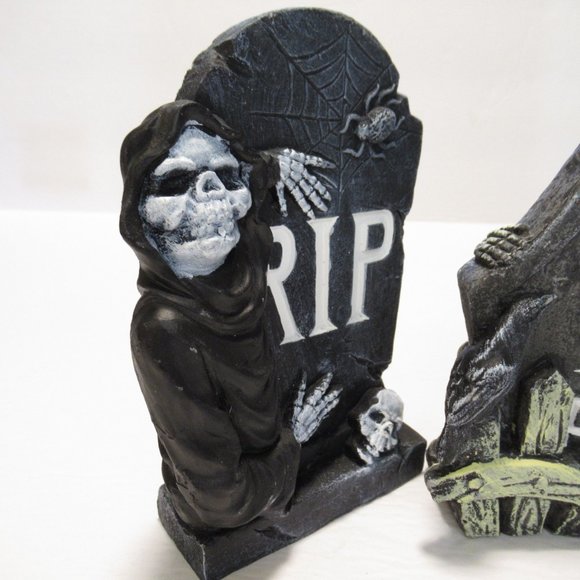 Halloween tombstones - Picture 5 of 12